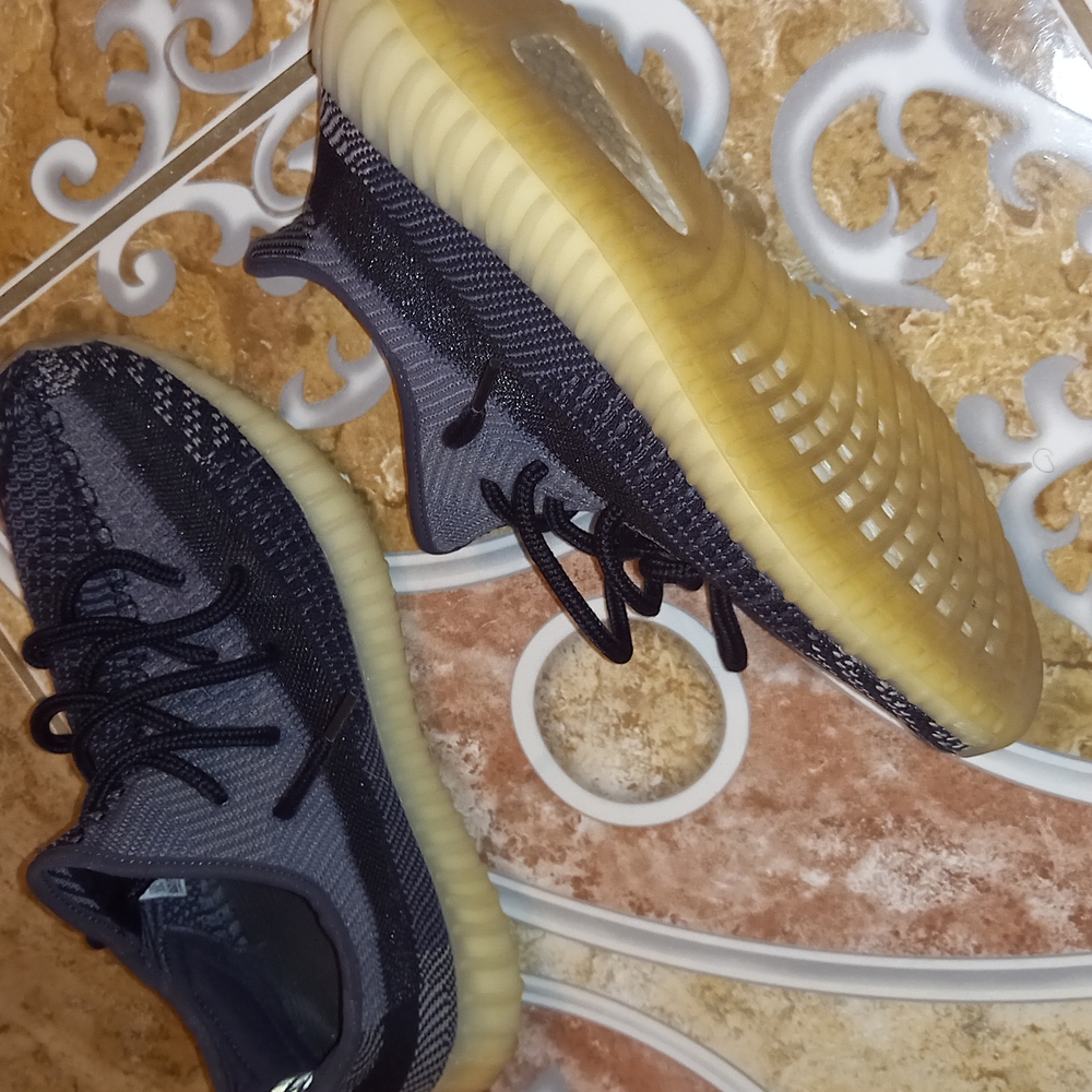 Yezzy black and  Grey 10.5